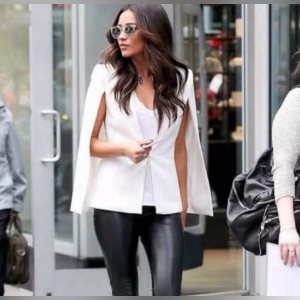 ZARA CAPE BLAZER